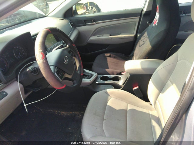 2017 HYUNDAI ELANTRA SE VIN: 5NPD84LF6HH171769