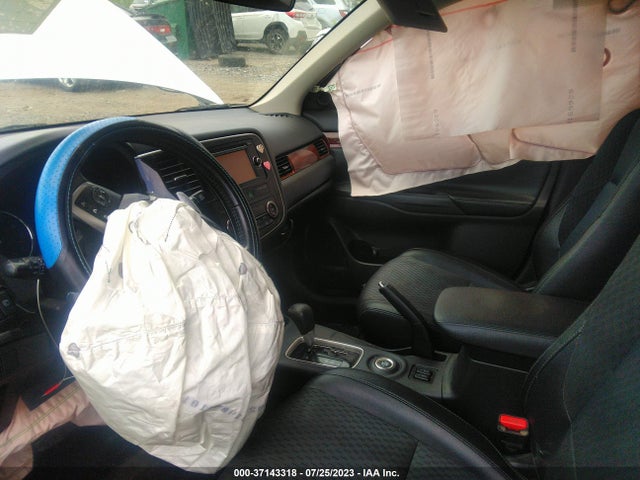 2015 MITSUBISHI OUTLANDER GT VIN: JA4JZ4AX9FZ002194