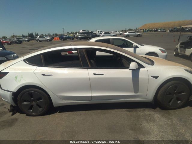 5YJ3E1EA7NF317921 Tesla MODEL 3