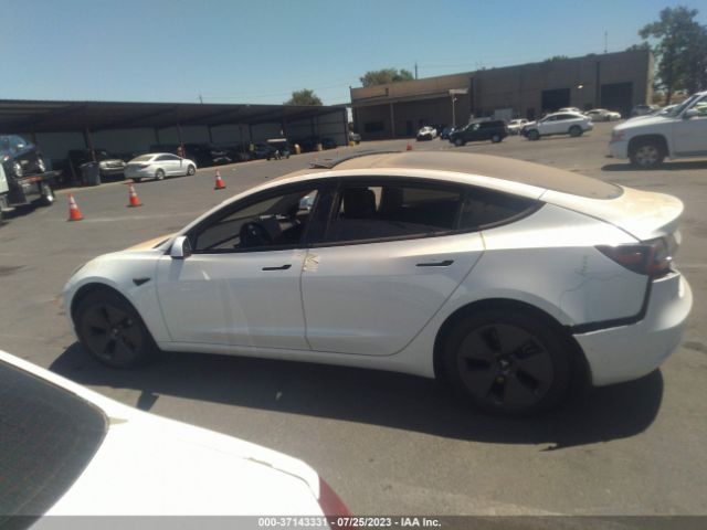 5YJ3E1EA7NF317921 Tesla MODEL 3
