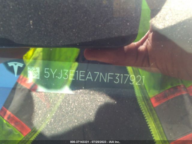5YJ3E1EA7NF317921 Tesla MODEL 3