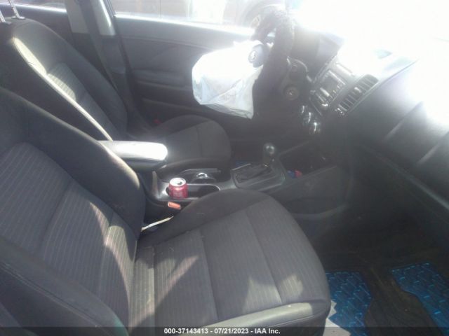 KNAFX4A60E5213733 KIA FORTE LX