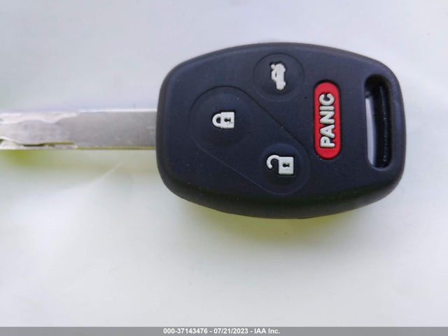 2011 HONDA ACCORD SDN LX-P VIN: 1HGCP2F44BA026162