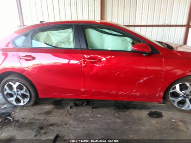 3KPF24AD2ME291241 KIA Forte Lxs
