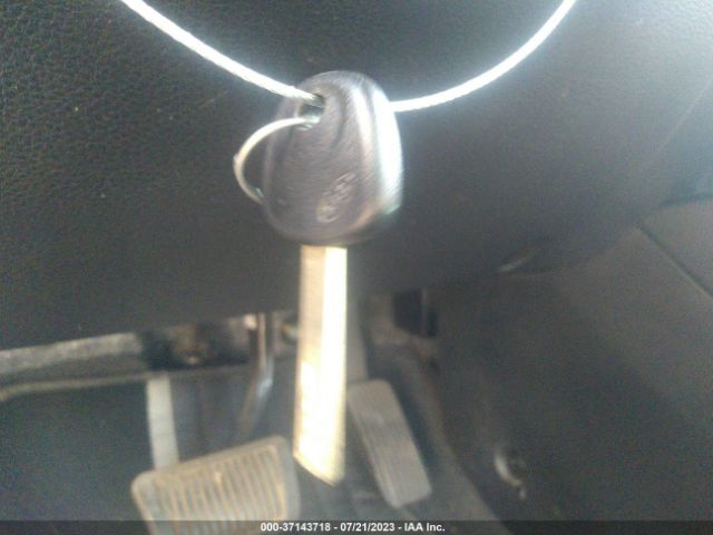 3KPA24AB1JE072100 KIA RIO LX