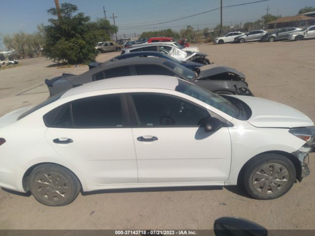 3KPA24AB1JE072100 KIA RIO LX