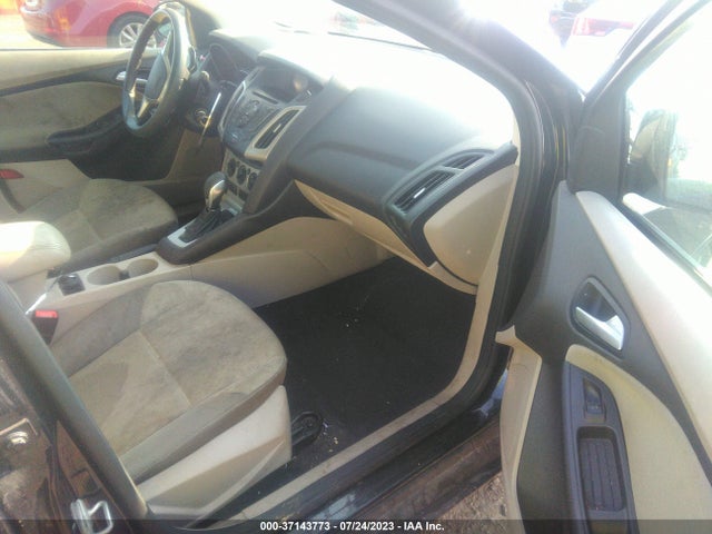 2013 FORD FOCUS SE VIN: 1FADP3K2XDL376051