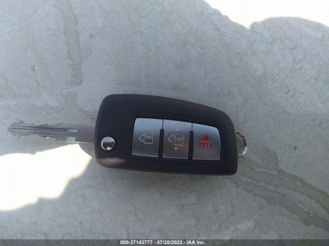 JN1BJ1AW8MW661134 Nissan Rogue Sport S