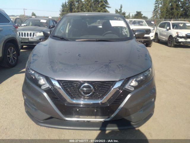 JN1BJ1AW8MW661134 Nissan Rogue Sport S