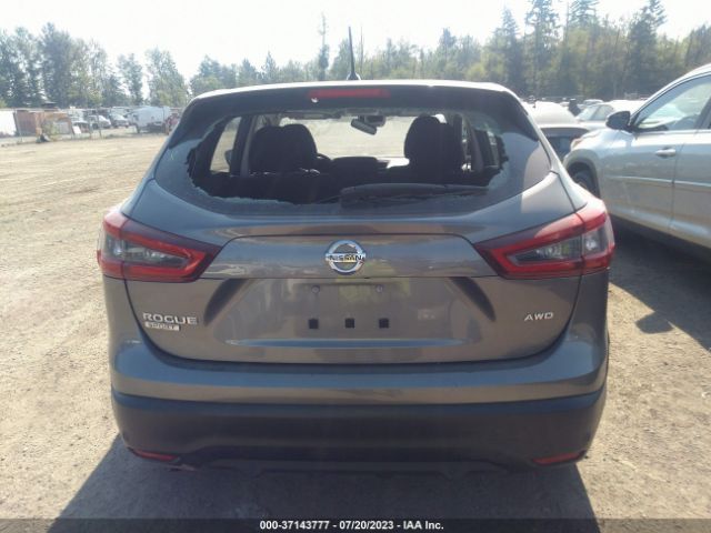 JN1BJ1AW8MW661134 Nissan Rogue Sport S