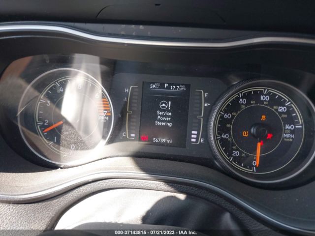 1C4PJLCB2KD285953 Jeep Cherokee Latitude