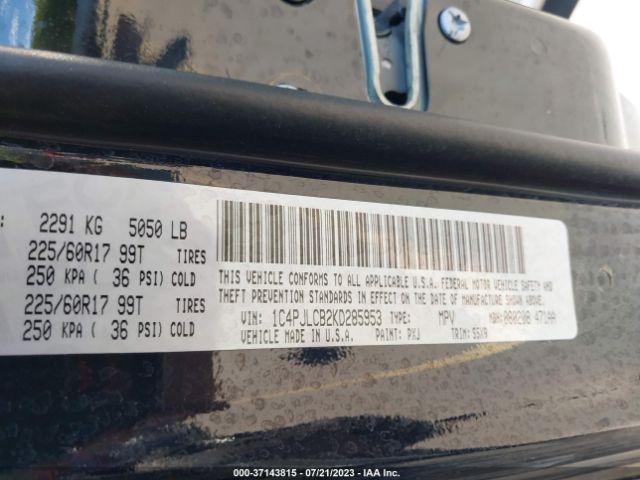 1C4PJLCB2KD285953 Jeep Cherokee Latitude