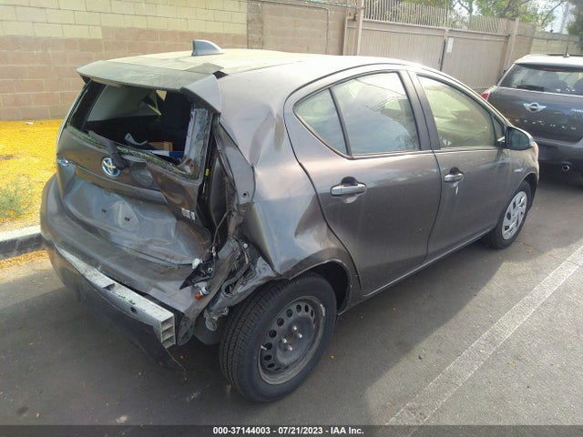 Toyota Prius C One/two/three/four 2016 JTDKDTB3XG1118969 Image 10
