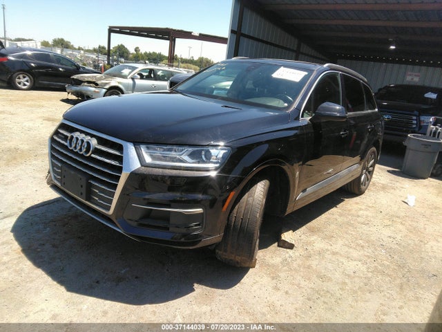 WA1LHAF71HD039002 Audi Q7 Premium Plus