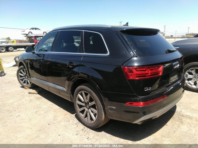 WA1LHAF71HD039002 Audi Q7 Premium Plus