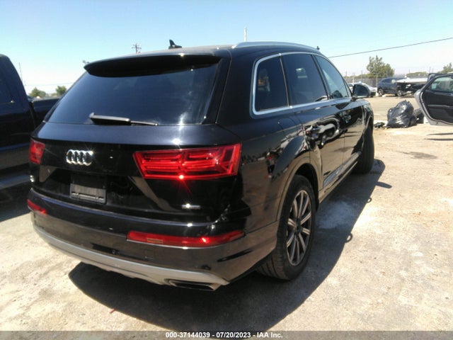 WA1LHAF71HD039002 Audi Q7 Premium Plus