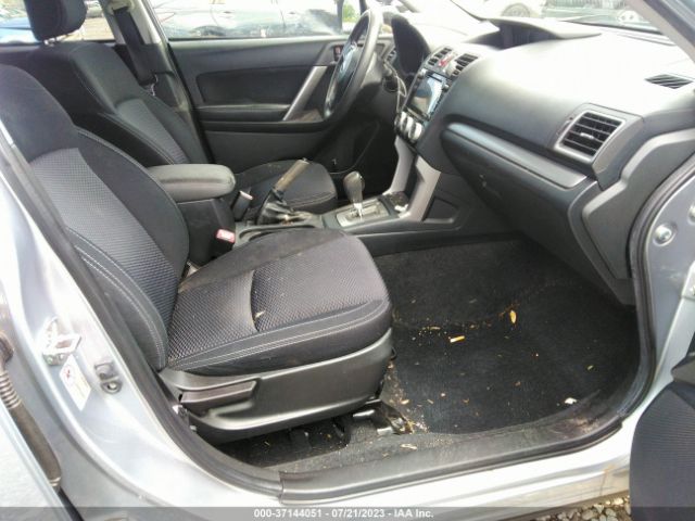 JF2SJADC5GH417899 Subaru Forester 2.5i Premium