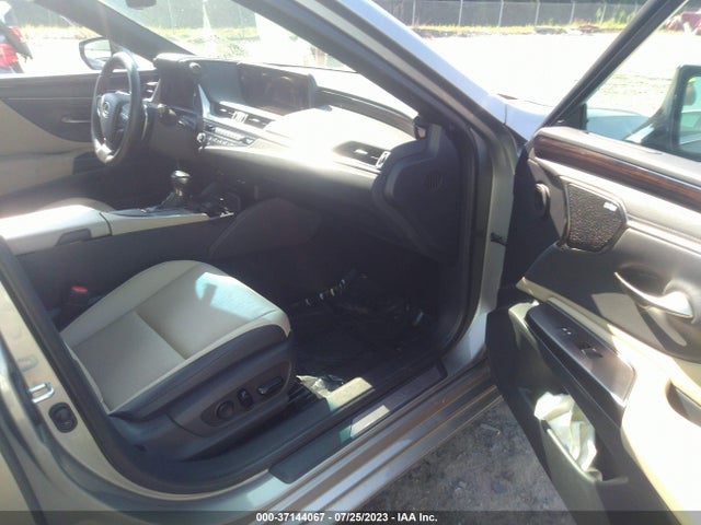 58ADA1C14MU012227 Lexus Es Es 300h