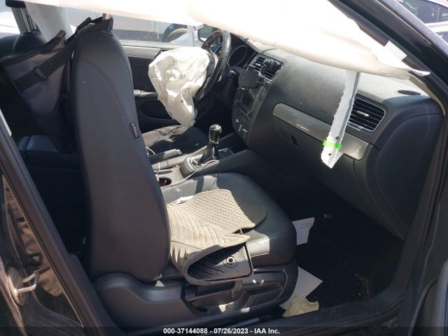 3VWB67AJ6HM238142 Volkswagen Jetta 1.4t Se