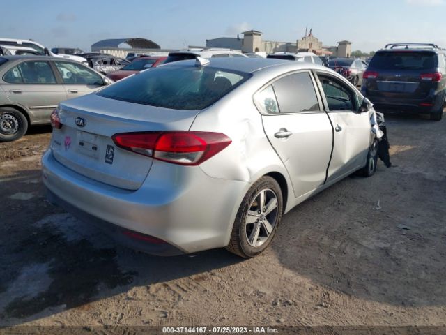 3KPFL4A77JE274471 KIA FORTE LX