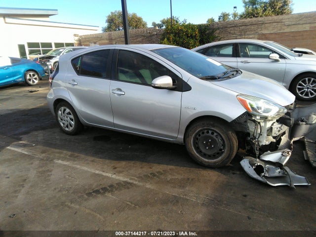 Toyota Prius C One/two/three/four 2015 JTDKDTB39F1102910 Image 6
