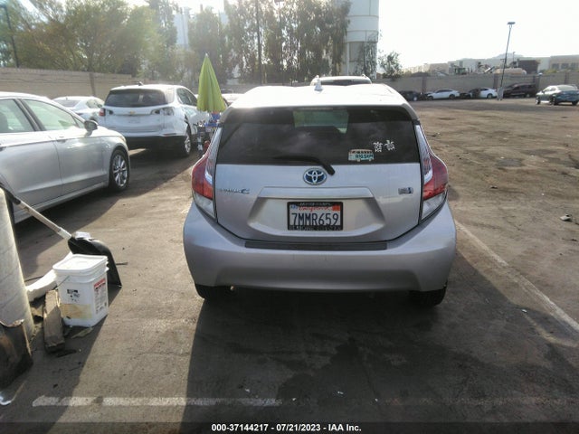 Toyota Prius C One/two/three/four 2015 JTDKDTB39F1102910 Image 9