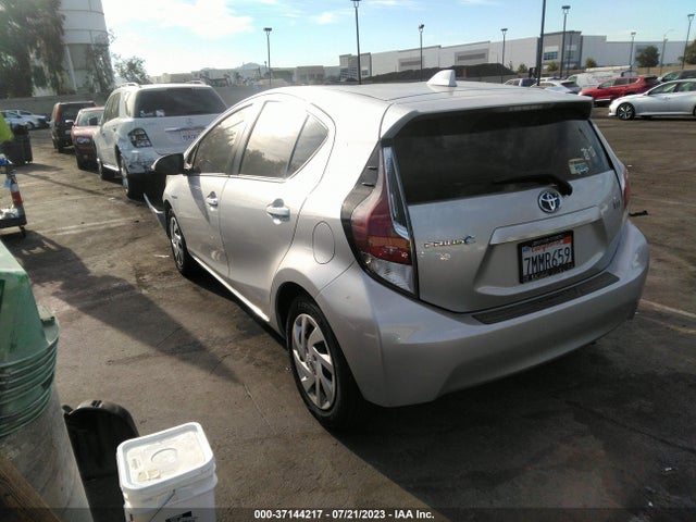 Toyota Prius C One/two/three/four 2015 JTDKDTB39F1102910 Image 10