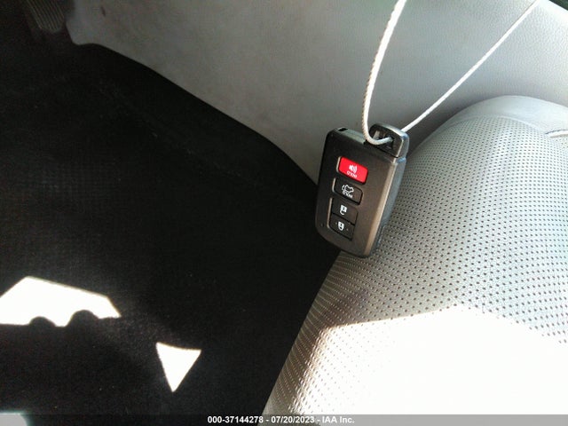 Toyota Highlander Limited 2015 5TDYKRFH6FS047148 Image 11