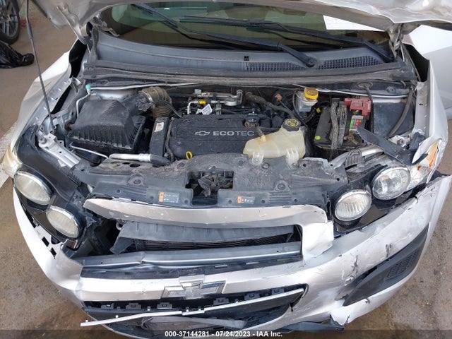 Chevrolet SONIC LS 2015 1G1JA6SH3F4161248 Image 11