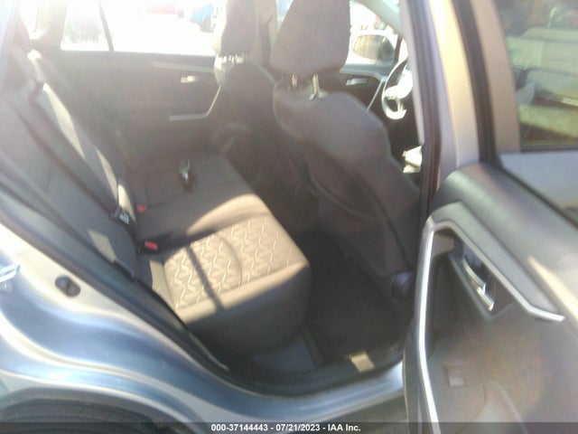 2021 TOYOTA RAV4 XLE VIN: 2T3W1RFV2MC101851