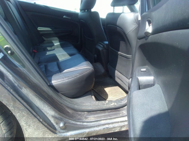 2011 HONDA ACCORD SDN SE VIN: 1HGCP2F66BA064185