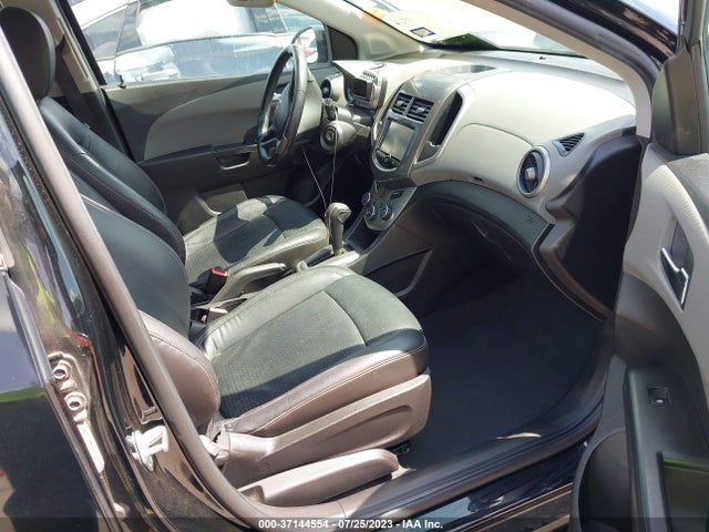 Chevrolet SONIC LTZ 2016 1G1JE6SB1G4134616 Image 5