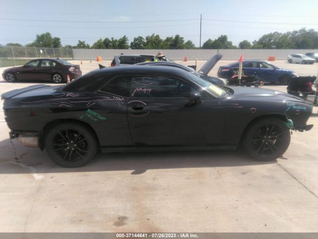 2C3CDZAG1GH353245 Dodge Challenger Sxt Plus