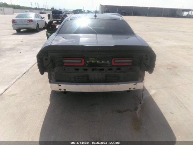 2C3CDZAG1GH353245 Dodge Challenger Sxt Plus