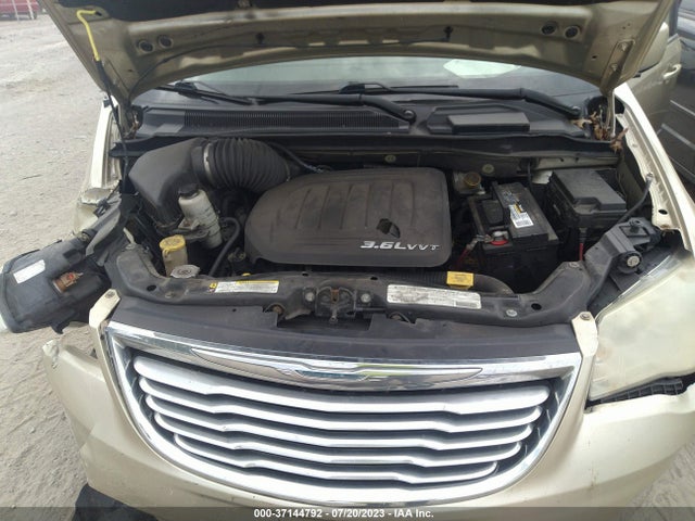 2011 CHRYSLER TOWN & COUNTRY TOURING VIN: 2A4RR5DG2BR708593