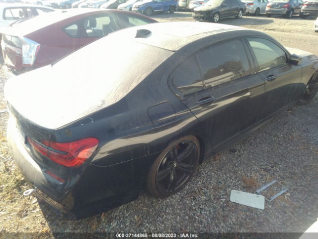 WBA7F0C33HGM22038 BMW 7 Series 750i