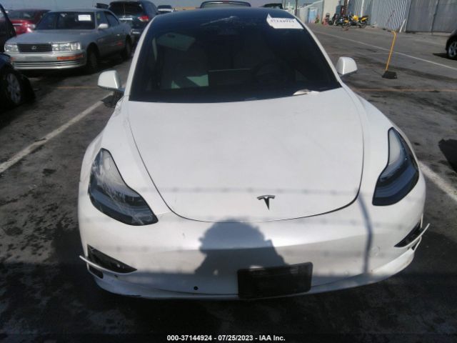 5YJ3E1EA9LF615898 Tesla Model 3 Standard Range