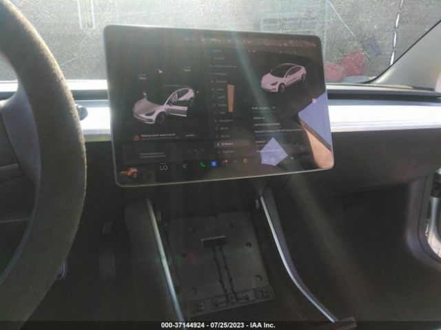 5YJ3E1EA9LF615898 Tesla Model 3 Standard Range