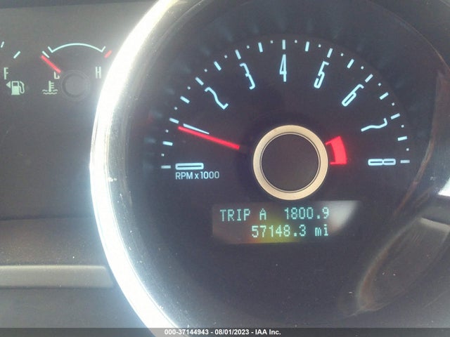 1ZVBP8AM8E5201477 Ford Mustang V6