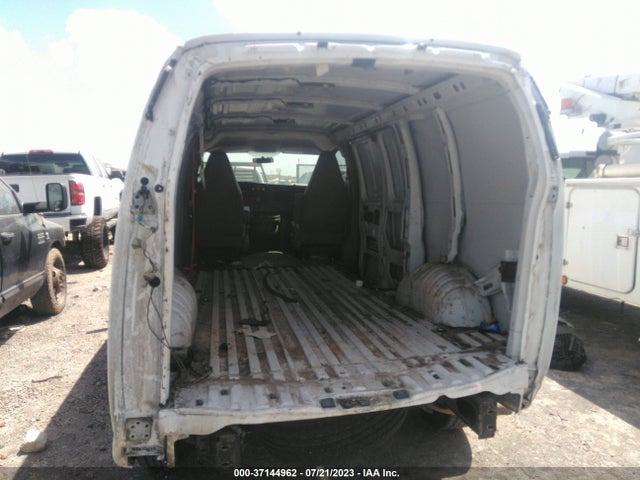 Chevrolet EXPRESS CARGO VAN 2017 1GCWGAFF2H1122498 Image 16