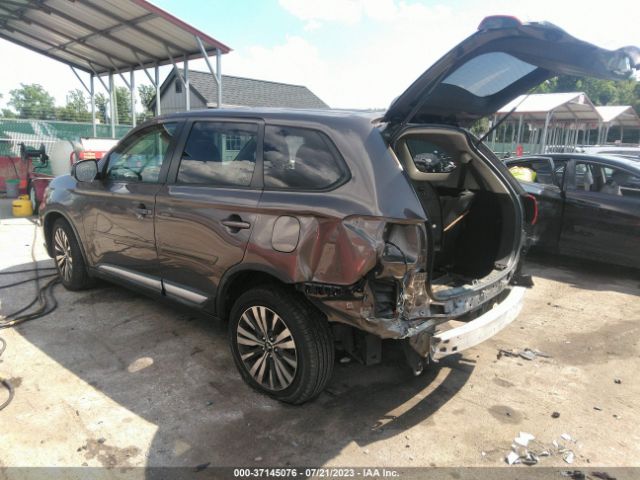 JA4AZ3A38KZ005170 Mitsubishi Outlander Es