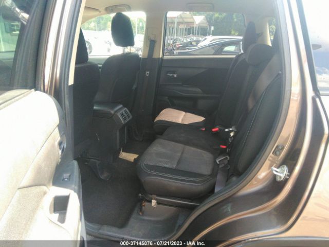 JA4AZ3A38KZ005170 Mitsubishi Outlander Es