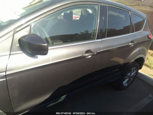 1FMCU0G96HUB67131 Ford ESCAPE SE