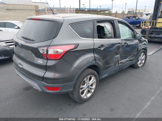 1FMCU0G96HUB67131 Ford ESCAPE SE