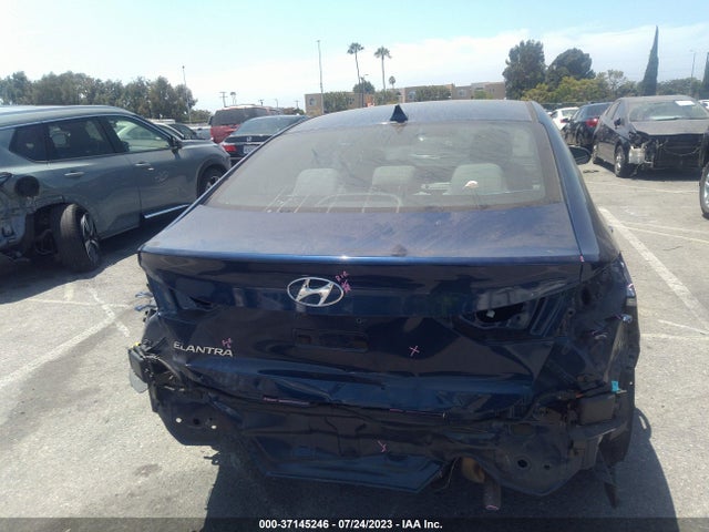 Hyundai ELANTRA SEL 2018 5NPD84LF9JH287165 Image 8
