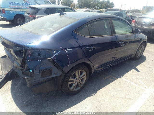 Hyundai ELANTRA SEL 2018 5NPD84LF9JH287165 Image 10