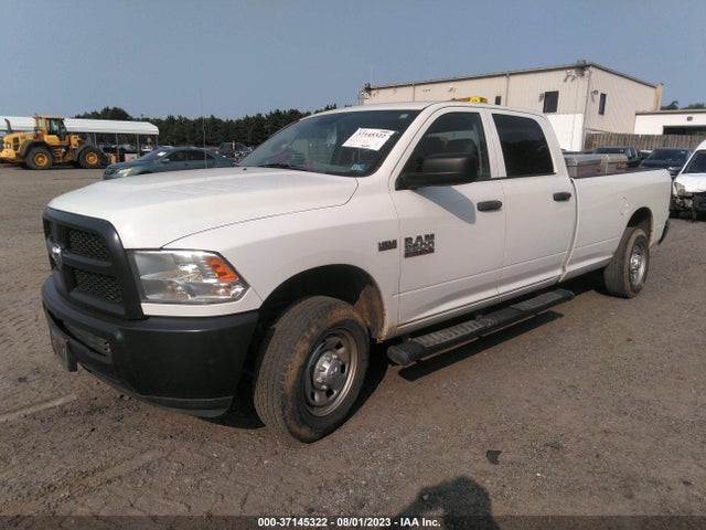 2018 RAM 2500 TRADESMAN VIN: 3C6TR4HT5JG306477