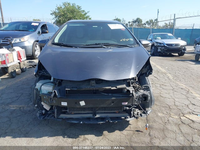 Toyota Prius C One/two/three/four 2016 JTDKDTB3XG1117188 Image 5