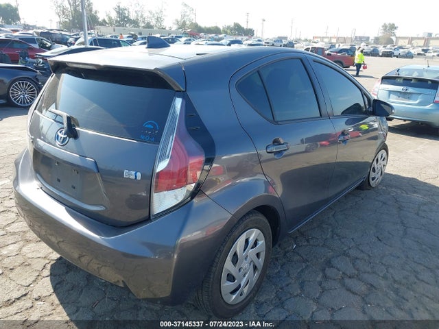 Toyota Prius C One/two/three/four 2016 JTDKDTB3XG1117188 Image 11
