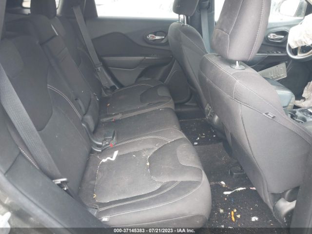 1C4PJLCS3FW537316 Jeep Cherokee Latitude